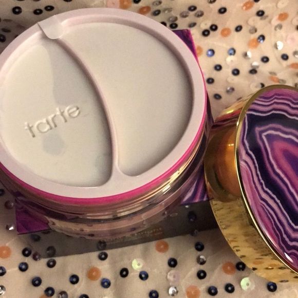 Tarte tight & bright clay multi-mask - Picture 1 of 5